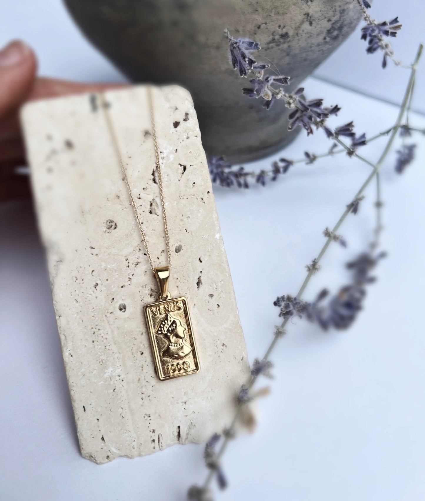 Vintage Italian Venus 1990 Gold Rectangle Pendant