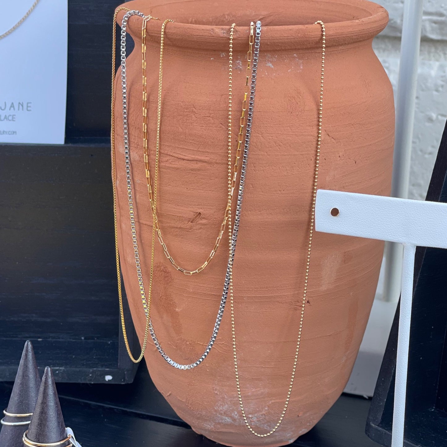 JANE BALL NECKLACE