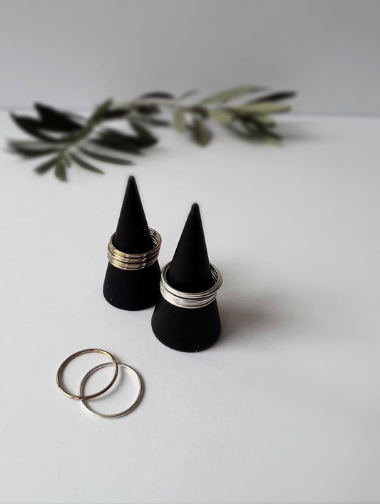 Rings / Stacking / Simple / Essential